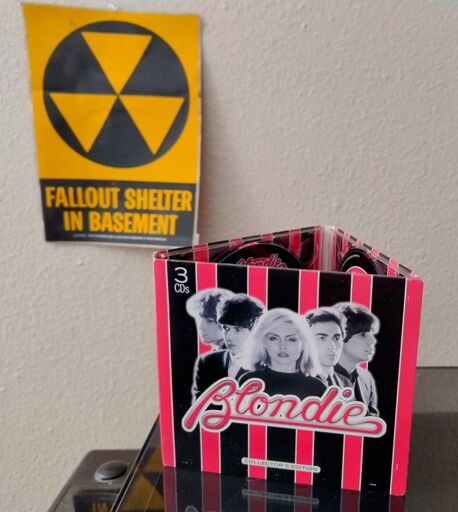 Picture of a tri-fold Blondie 3 disc collection